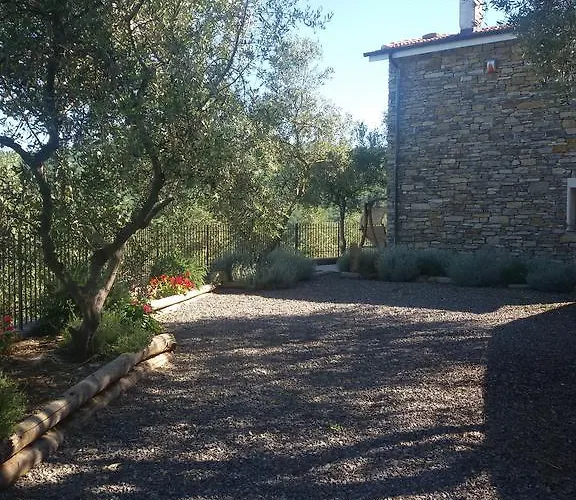 Farm stay Villa Desideri Agriturismo Dinoabbo Lucinasco